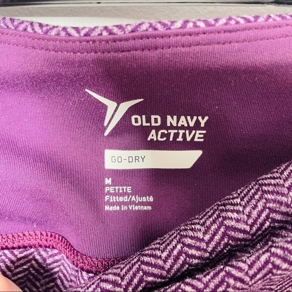Old Navy Purple Activewear Leggings- Petite - Picture 2 of 4